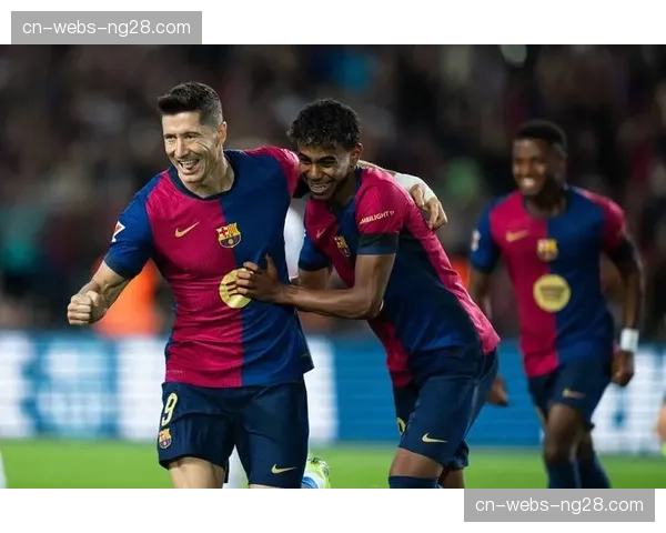 巴萨4-1大胜西班牙人，亚马尔传射建功助球队9分领跑